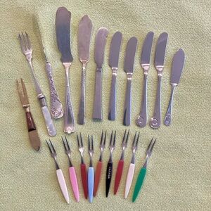 Assorted Vintage Cocktail Forks and Pate Spreaders (20 Pieces)